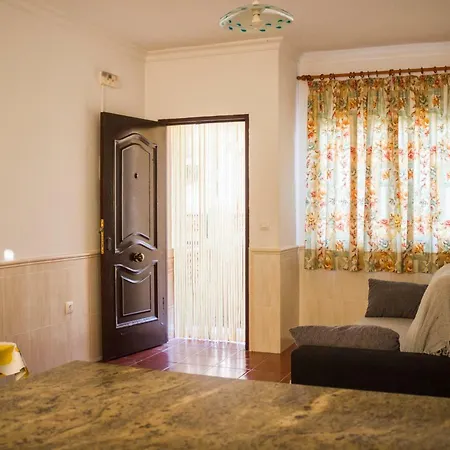 Bellavista Apartment *
